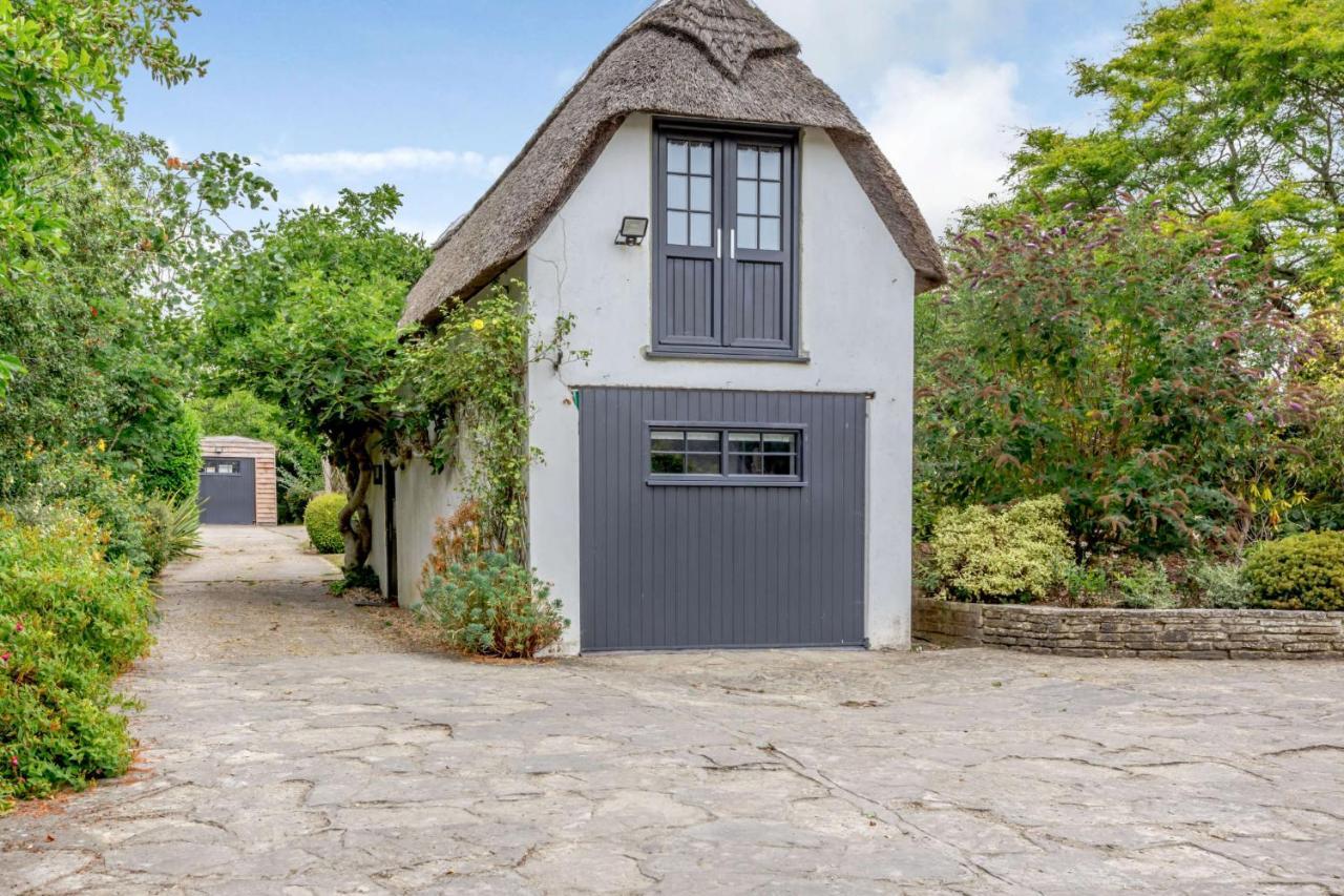 Little Thatch Lovely 2-Bed Converted Workshop Near Weymouth Radipole エクステリア 写真